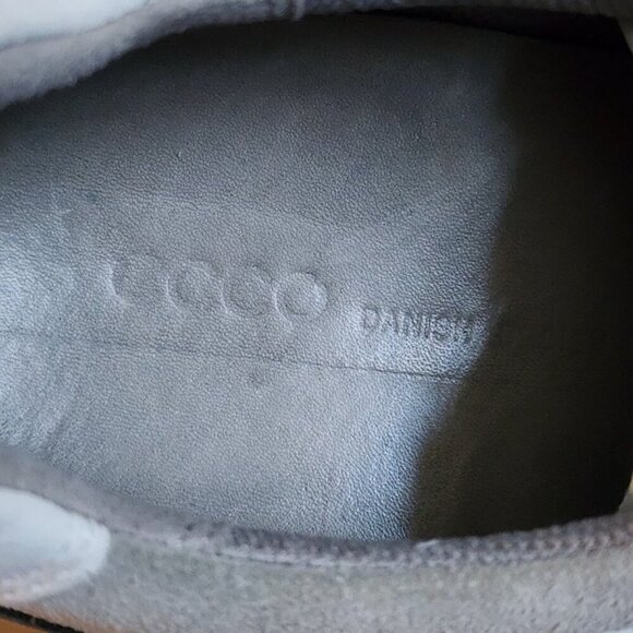 Ecco Shoes Mens Size 12 Gray White Suede Leather Comfort Lace Up Casual Sneakers main image 10